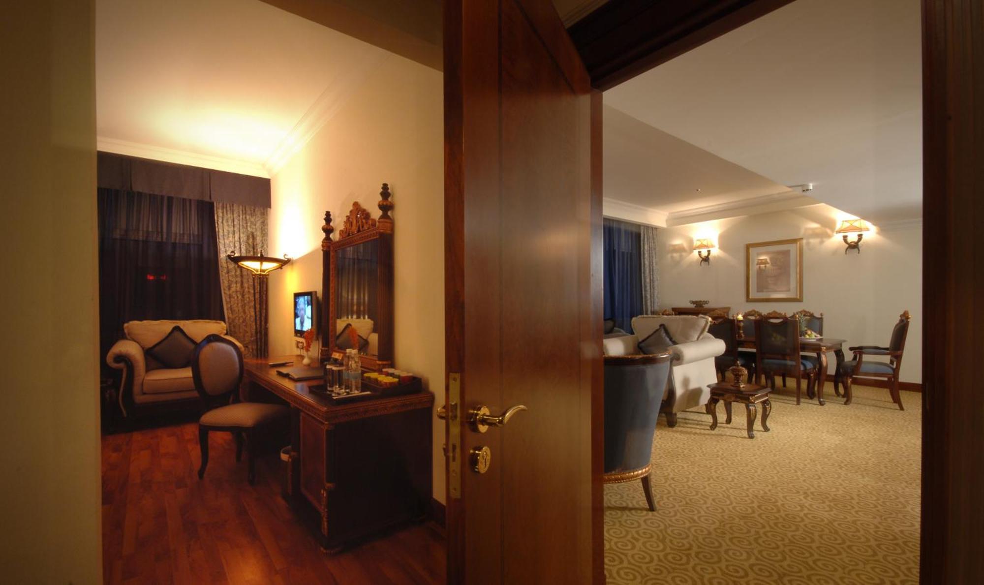 Grand Excelsior Hotel - Bur Dubai Phòng bức ảnh