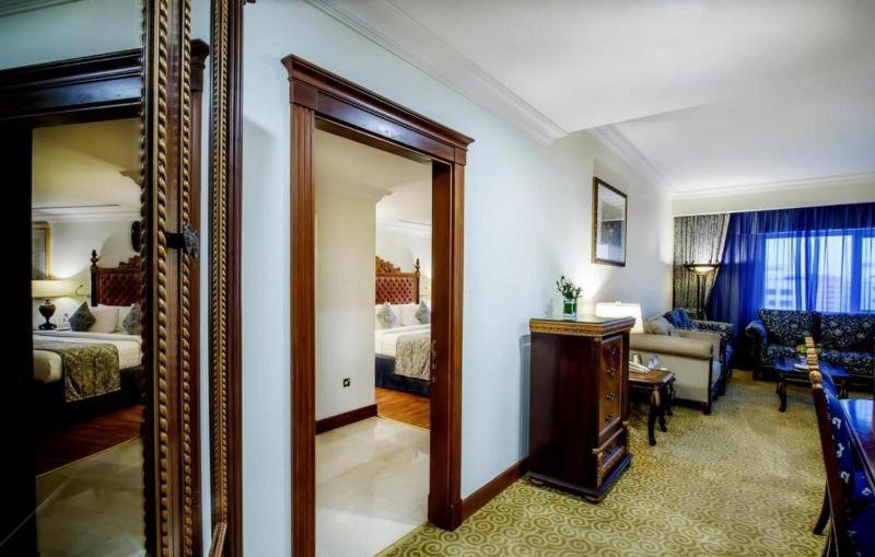 Grand Excelsior Hotel - Bur Dubai Phòng bức ảnh